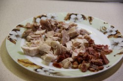 Гороховый суп с копчёными рёбрышками и курицей - шаг 8 Гороховый суп с копчёными рёбрышками и курицей - шаг 8