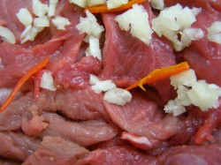 Говядина в соевом соусе - шаг 3 Говядина в соевом соусе - шаг 3