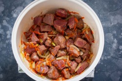 Говяжье сердце в мультиварке - шаг 4 Говяжье сердце в мультиварке - шаг 4