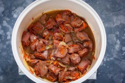 Говяжье сердце в мультиварке - шаг 5 Говяжье сердце в мультиварке - шаг 5