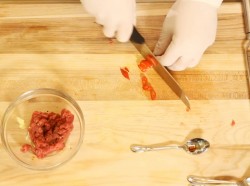 Говяжий тартар с фундуком - шаг 4