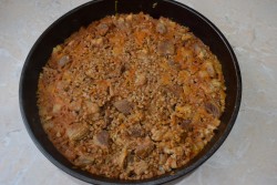 Гречка по купечески со свининой - шаг 9 Гречка по купечески со свининой - шаг 9