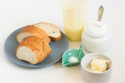 Гренки без яиц - шаг 1 Гренки без яиц - шаг 1