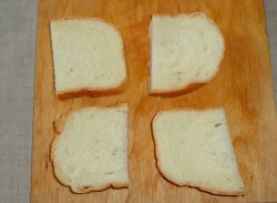 Гренки с сыром и яйцом на сковороде - шаг 2