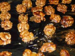 Грецкие орехи в сахаре - шаг 6