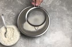 Грузинский лаваш в домашних условиях в духовке - шаг 2 Грузинский лаваш в домашних условиях в духовке - шаг 2