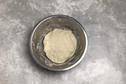 Грузинский лаваш в домашних условиях в духовке - шаг 7 Грузинский лаваш в домашних условиях в духовке - шаг 7