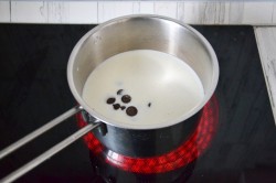 Густой горячий шоколад с крахмалом - шаг 4