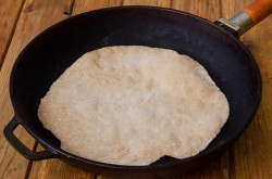 Чапати индийские лепешки на воде - шаг 8 Чапати индийские лепешки на воде - шаг 8