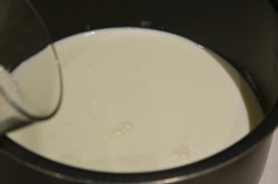 Йогурт клубничный - шаг 2