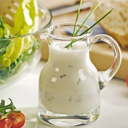 Йогуртовая заправка для салата
