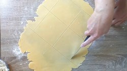 Итальянские пирожные соффиони, лимонный крем с рикоттой - шаг 10