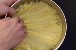 Итальянский кулич с цукатами и миндальной корочкой Панеттоне - шаг 10 Итальянский кулич с цукатами и миндальной корочкой Панеттоне - шаг 10