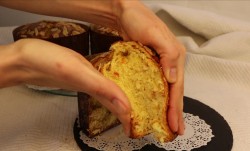 Итальянский кулич с цукатами и миндальной корочкой Панеттоне - шаг 22 Итальянский кулич с цукатами и миндальной корочкой Панеттоне - шаг 22