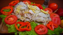 Горбуша фаршированная овощами в духовке - шаг 12 Горбуша фаршированная овощами в духовке - шаг 12