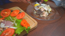 Горбуша фаршированная овощами в духовке - шаг 13 Горбуша фаршированная овощами в духовке - шаг 13