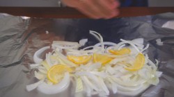 Горбуша фаршированная овощами в духовке - шаг 7 Горбуша фаршированная овощами в духовке - шаг 7