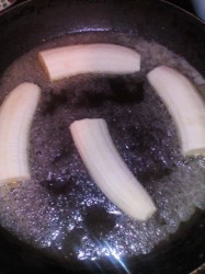 Жареные бананы с мороженым - шаг 3