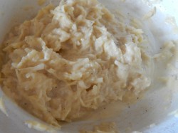 Драники картофельные на сковороде - шаг 5