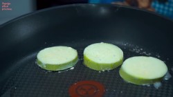 Жареные кабачки с чесноком и зеленью - шаг 7