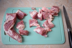 Жаркое из свинины с картофелем по домашнему - шаг 3