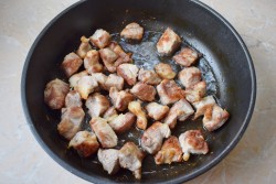 Жаркое из свинины с картофелем по домашнему - шаг 4