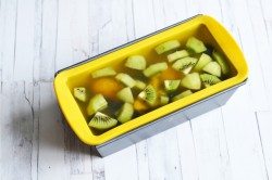 Желейный десерт с фруктами - шаг 8 Желейный десерт с фруктами - шаг 8