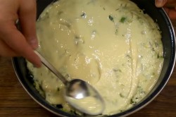 Простое жидкое тесто на майонезе для пиццы, пирогов, оладьев - шаг 11 Простое жидкое тесто на майонезе для пиццы, пирогов, оладьев - шаг 11