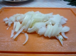 Жульен из кальмаров с шампиньонами в духовке - шаг 4