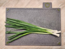 Как можно заморозить зеленый лук - шаг 1 Как можно заморозить зеленый лук - шаг 1