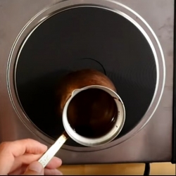 Как сварить кофе в джезве - шаг 7 Как сварить кофе в джезве - шаг 7