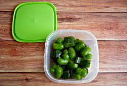 Заморозка укропа на зиму - шаг 13 Заморозка укропа на зиму - шаг 13