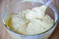 Капкейки с белым шоколадом и фисташками - шаг 8 Капкейки с белым шоколадом и фисташками - шаг 8