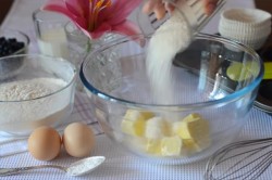 Капкейки с творожным кремом - шаг 3 Капкейки с творожным кремом - шаг 3