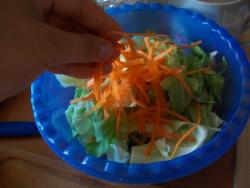 Салат Провансаль из капусты и моркови с уксусом и сахаром - шаг 3 Салат Провансаль из капусты и моркови с уксусом и сахаром - шаг 3