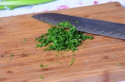 Салат витаминный из краснокочанной и белокочанной капусты - шаг 6 Салат витаминный из краснокочанной и белокочанной капусты - шаг 6