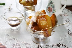 Карамелизованная груша на сковороде горячий десерт - шаг 11