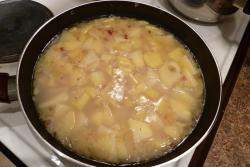 Картофельный суп-пюре с водяным крессом - шаг 4 Картофельный суп-пюре с водяным крессом - шаг 4