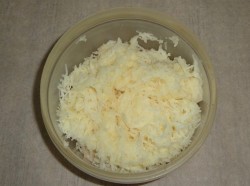 Картофельные шарики с сыром - шаг 4