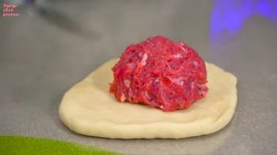 Кавказские хычины с говяжьим фаршем на кефире - шаг 11 Кавказские хычины с говяжьим фаршем на кефире - шаг 11