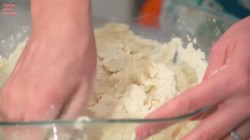 Кавказские хычины с говяжьим фаршем на кефире - шаг 5 Кавказские хычины с говяжьим фаршем на кефире - шаг 5