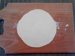 Казахский шелпек - лепешки - шаг 4 Казахский шелпек - лепешки - шаг 4