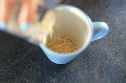 Кексы без муки в микроволновке - шаг 2 Кексы без муки в микроволновке - шаг 2