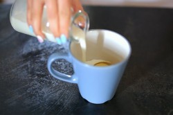 Кексы без муки в микроволновке - шаг 4 Кексы без муки в микроволновке - шаг 4