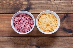 Кексы с сыром и ветчиной - шаг 2