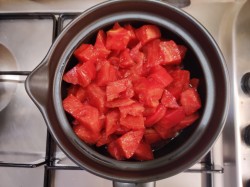 Кетчуп из слив и помидоров на зиму - шаг 2