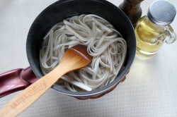 Китайская лапша с курицей - шаг 2 Китайская лапша с курицей - шаг 2