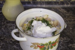 Классическая окрошка на квасе - шаг 11