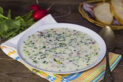 Классическая окрошка на квасе - шаг 15