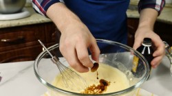 Тирамису на коньяке с ванильным экстрактом - шаг 5